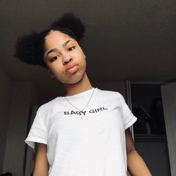 Meet your Posher, Ali - Picture 1 of 1